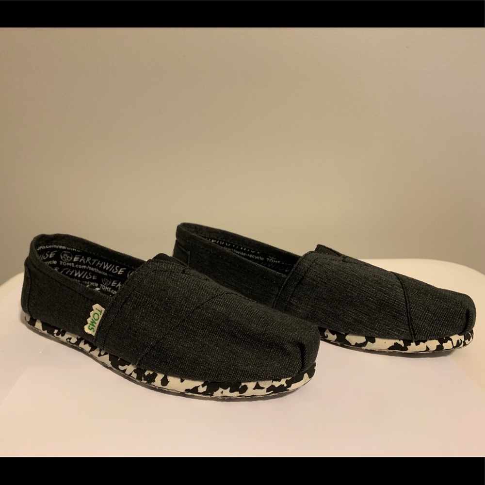 Dark Denim Classic Toms